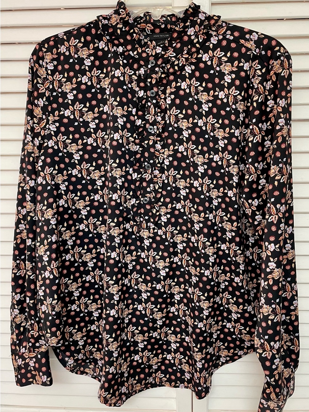 Ann Taylor Black Floral Ruffled Button-Front Blouse